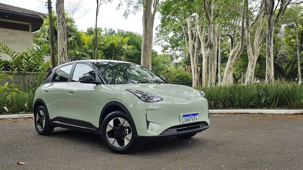 Geely EX2