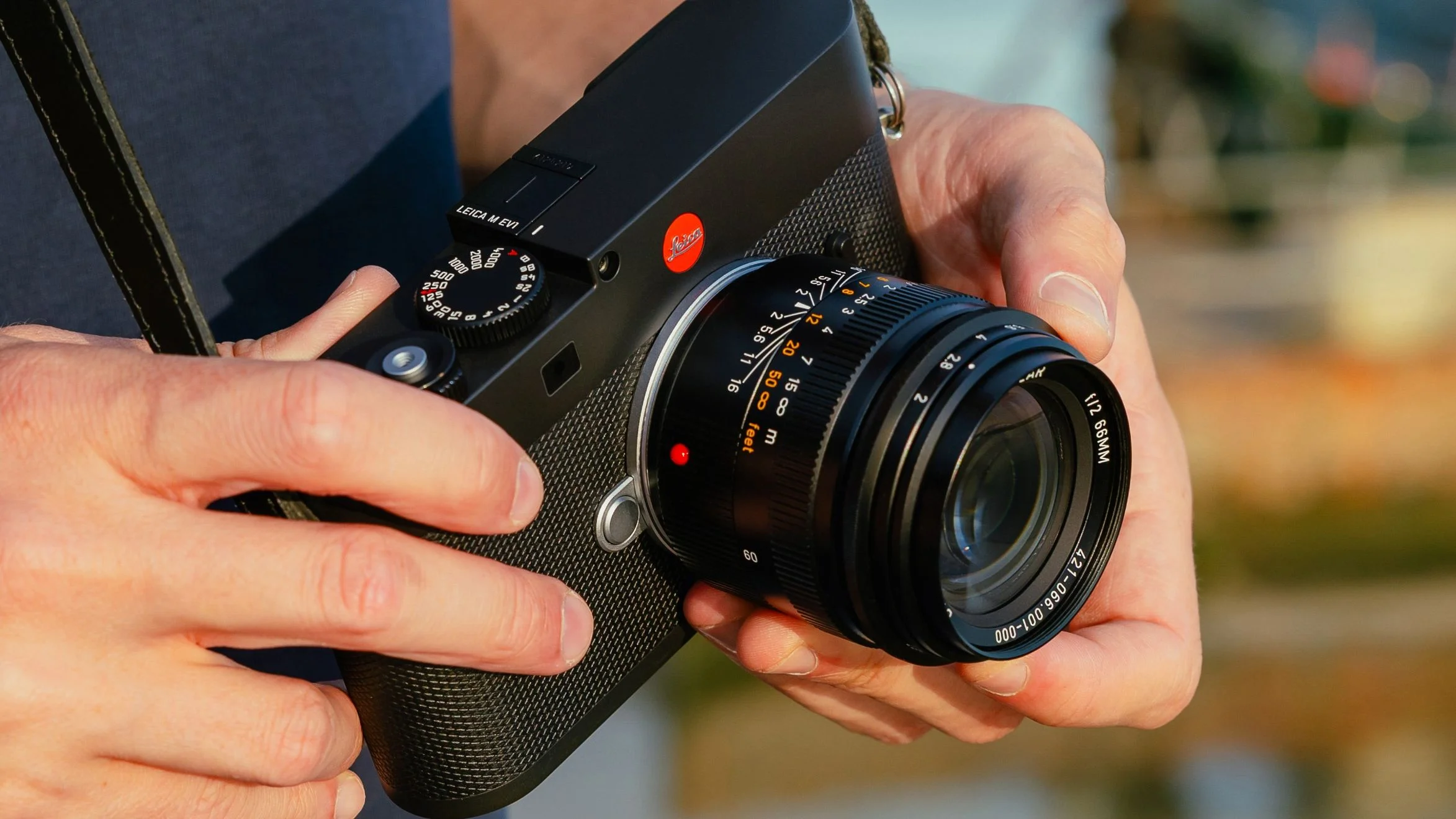 Leica relança lente usada por espiões para fotografar às escondidas na Guerra Fria