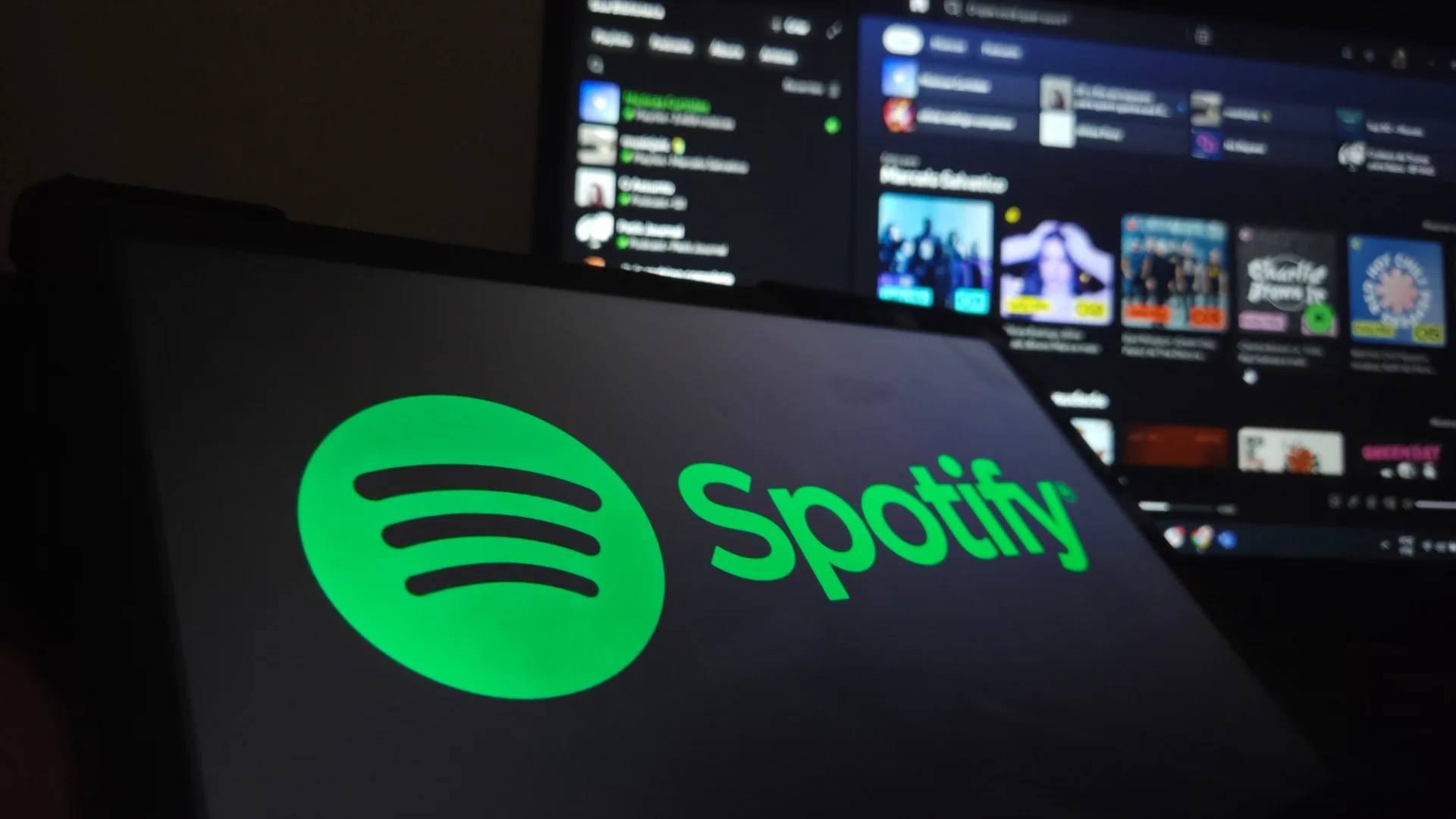 Spotify começa a testar botão que está preocupando criadores de podcasts