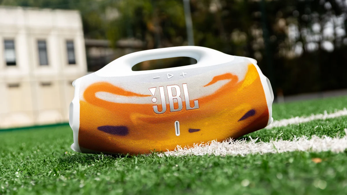 Amazon faz queima de Boombox 4: JBL grandona entra oferta rara