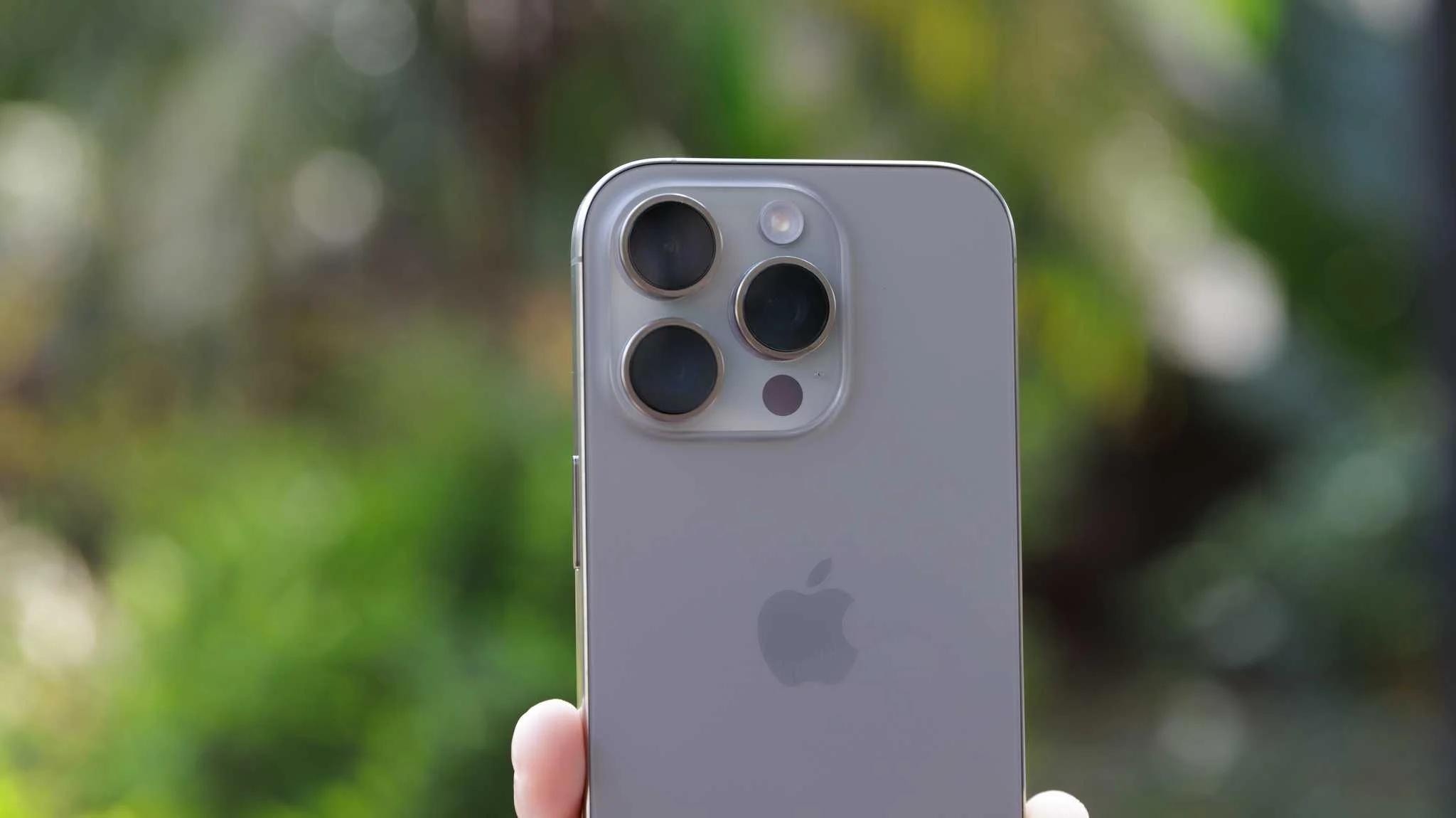 iPhone dobrável chega amanhã (9) e deve ser celular mais caro já feito pela Apple