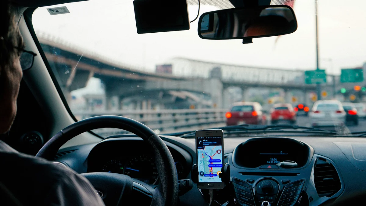 Quanto ganha um Uber trabalhando 4 horas por dia em 2026?