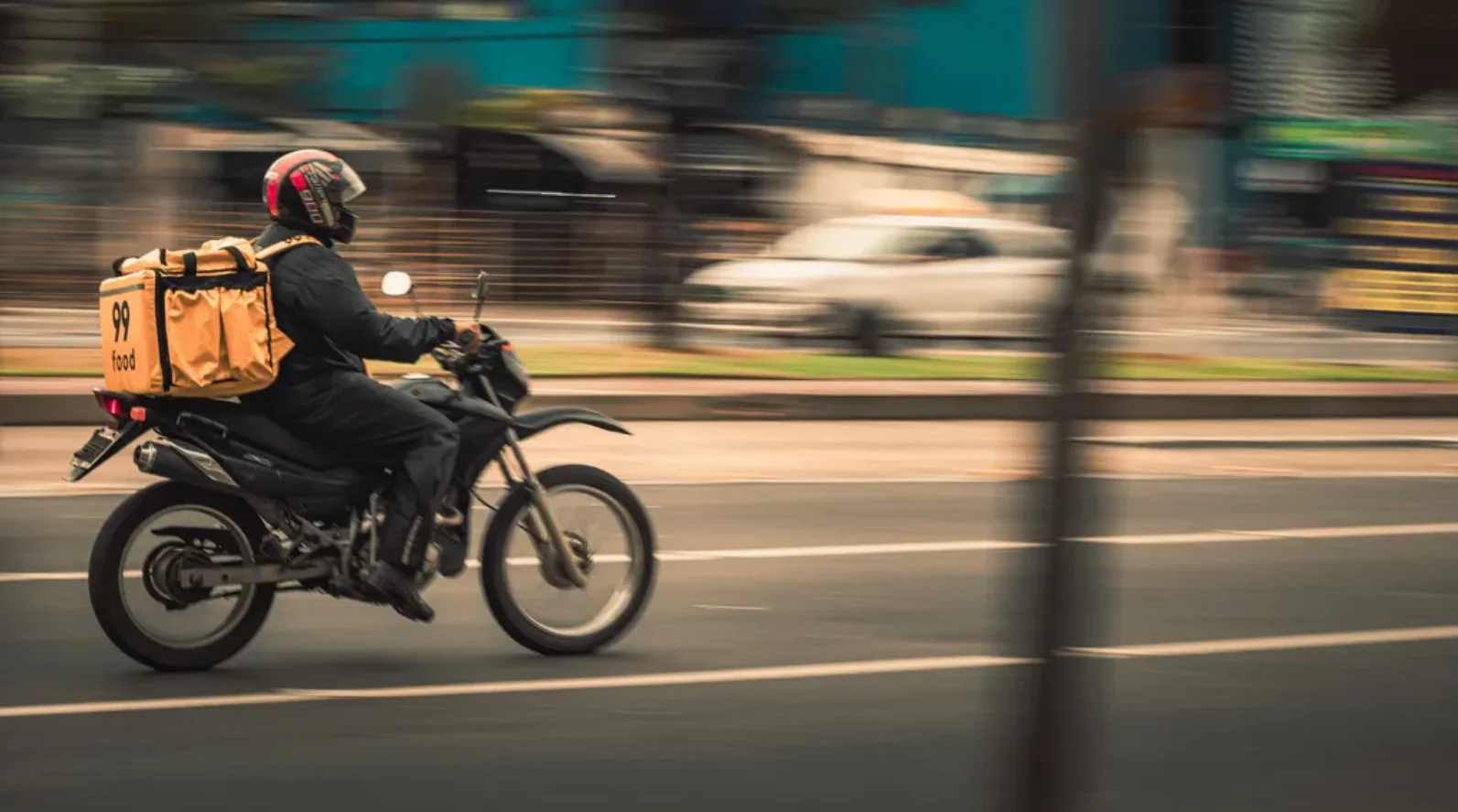 Startup aposta em "truque" para facilitar compra e aluguel de motos elétricas