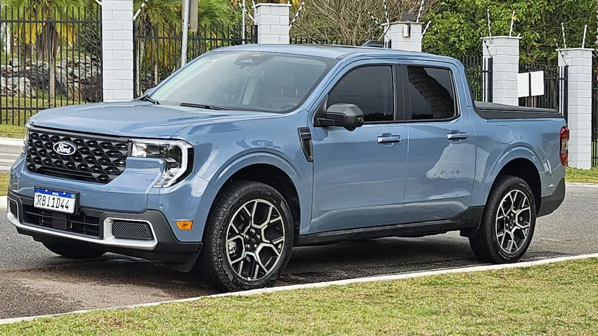 Ford Maverick Lariat Hybrid