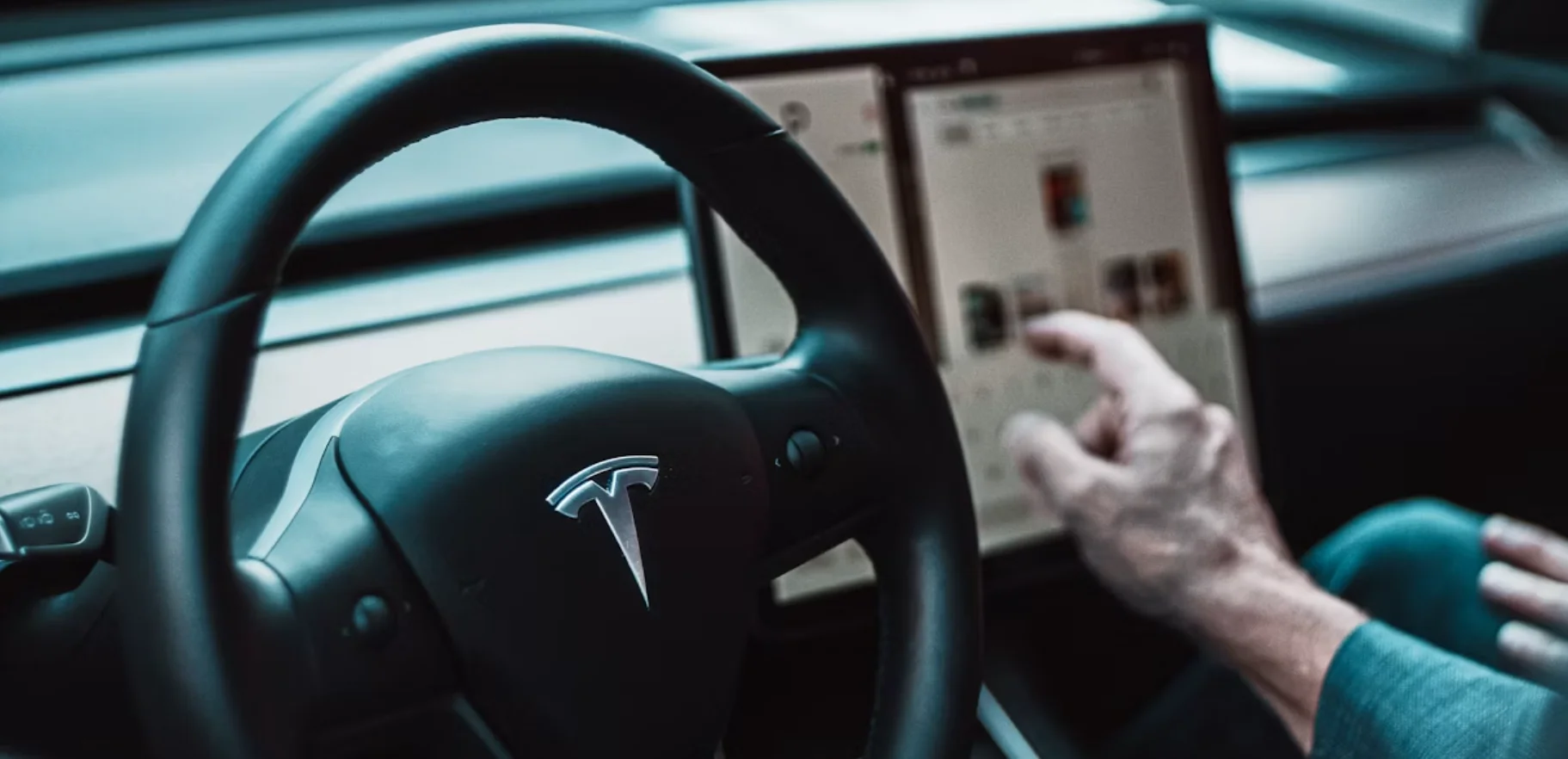 Elon Musk prepara manobra para separar a Tesla na China; saiba o porquê