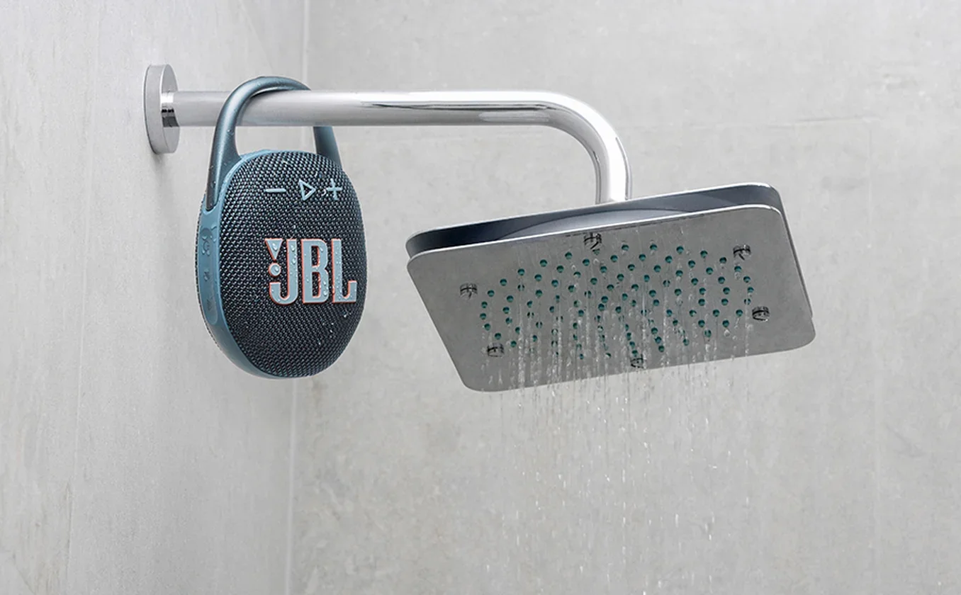 JBL por R$ 282? Cupom da Netshoes derruba preço de caixa portátil