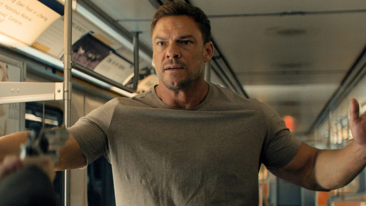 Reacher 4 estreia no Prime Video com três episódios de uma vez