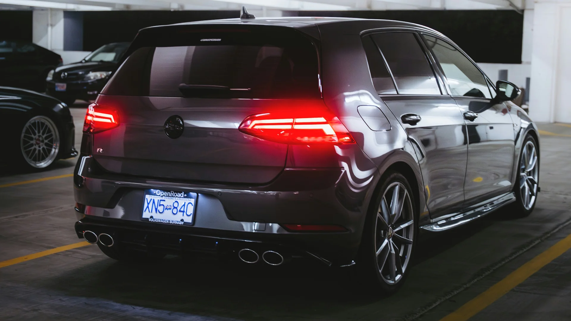 Carro hatchback