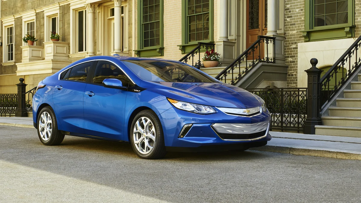 Chevrolet Volt: por que pioneiro dos carros elétricos da GM saiu de linha?