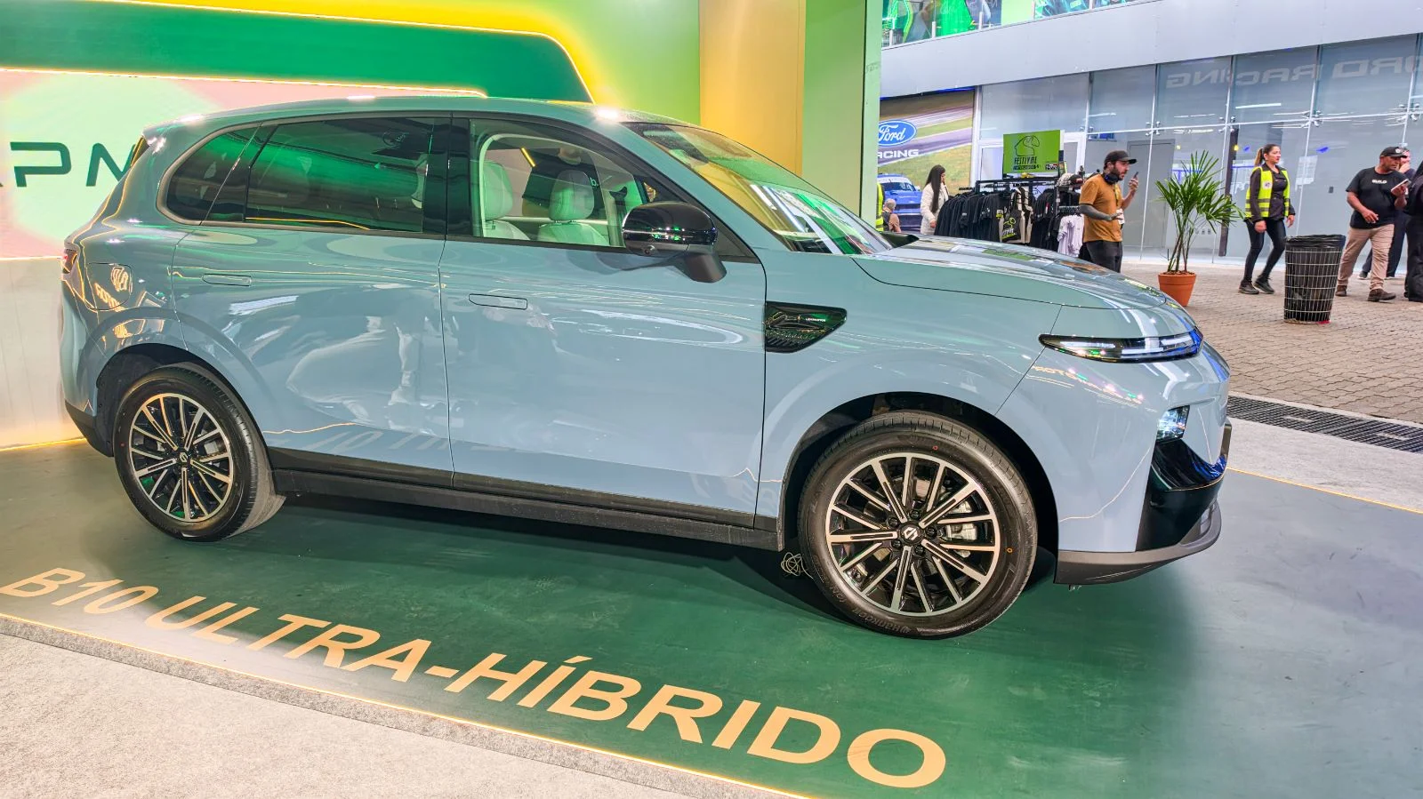 Festival Interlagos: Leapmotor B10 chega para destronar o BYD Song Plus