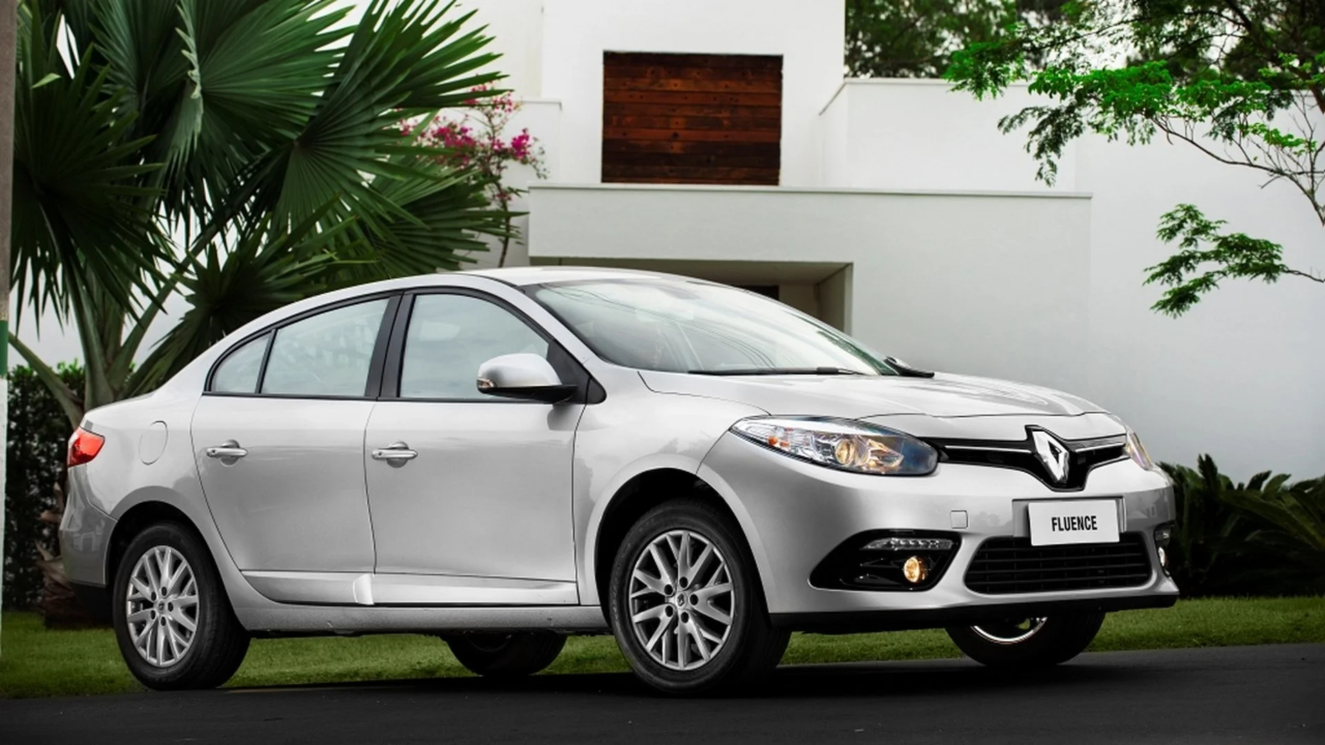 Quanto custaria um Renault Fluence hoje,  com a inflação?