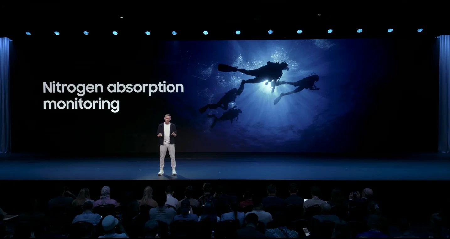 Dá para mergulhar com novo relógio da Samsung, mas só se você pagar mensalidade