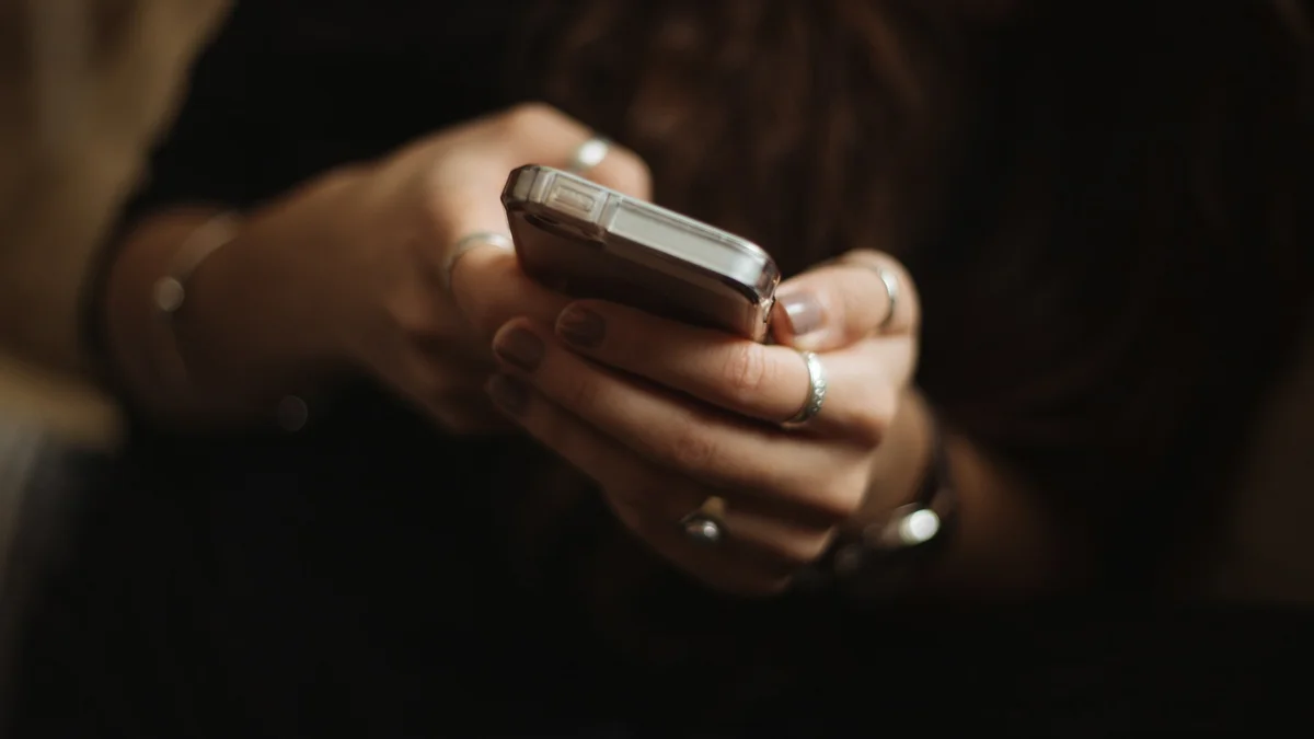 Internet móvel fica 13% mais barata no Brasil; preços por estado