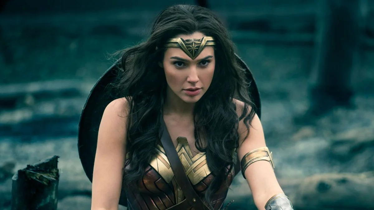 Gal Gadot quebra silêncio e critica demissão de Henry Cavill e fim de Mulher-Maravilha 3