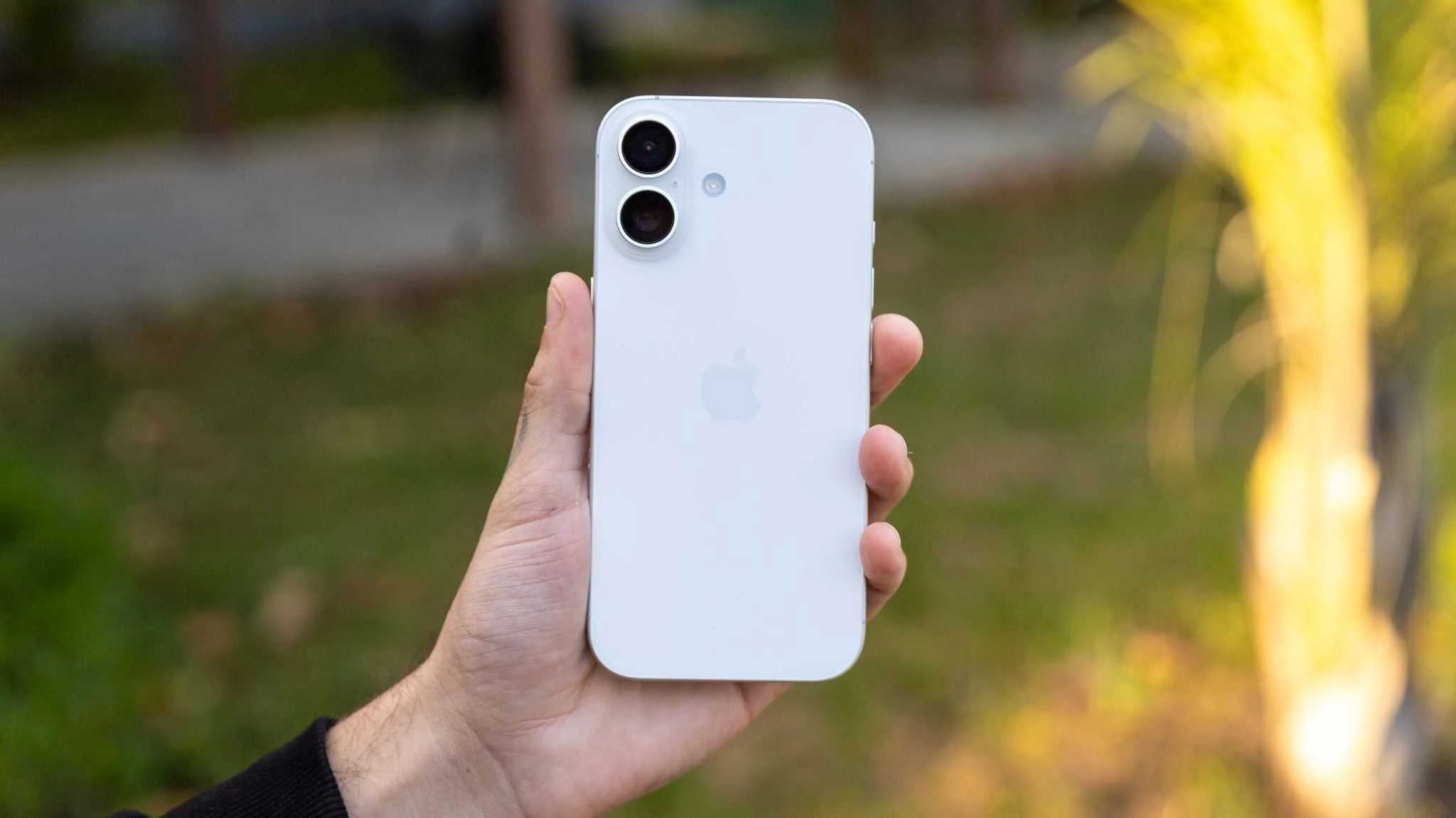 iPhone 17