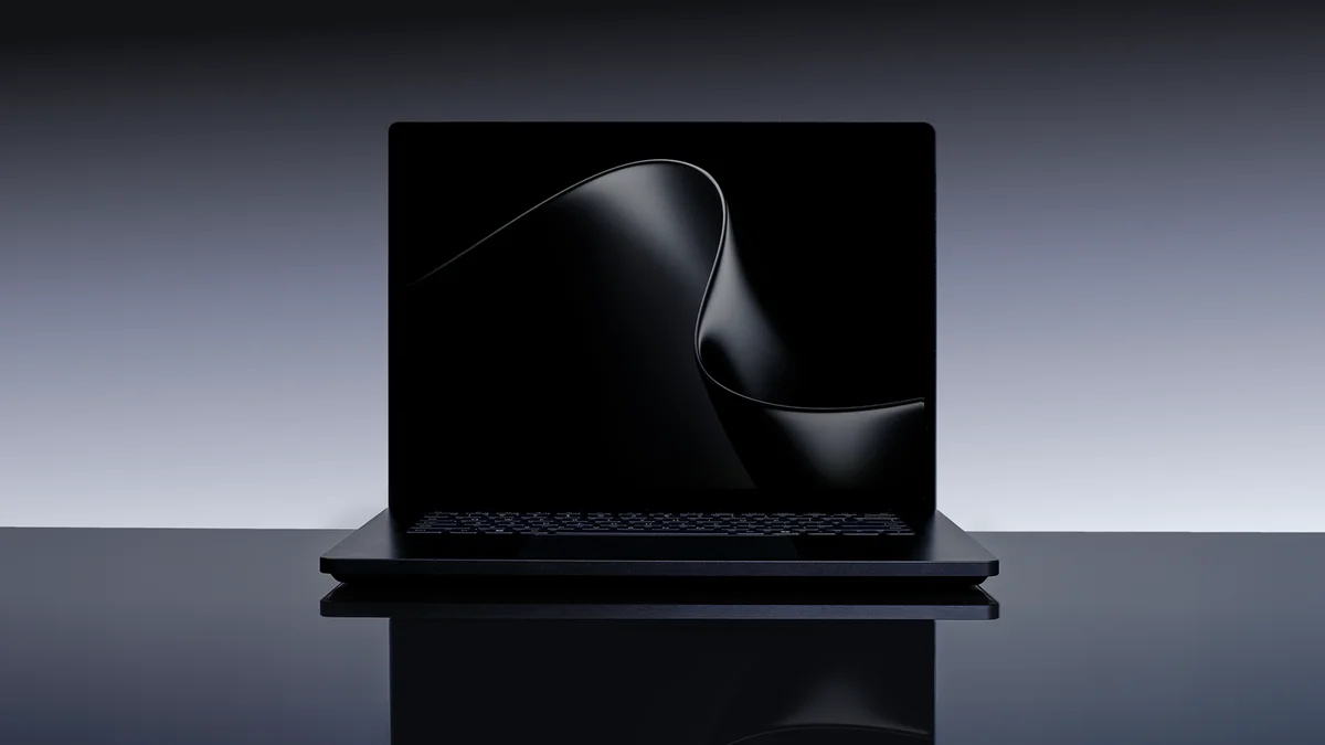 Microsoft larga na frente e anuncia notebook monstruoso equipado com RTX Spark