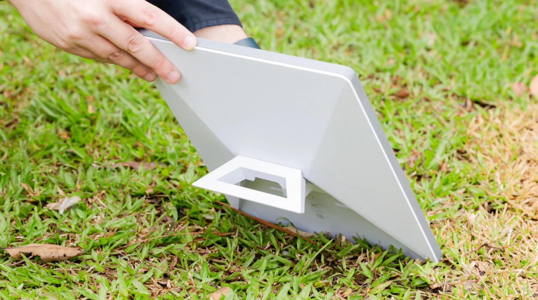 Antena da Starlink despenca ao menor preço histórico no Mercado Livre