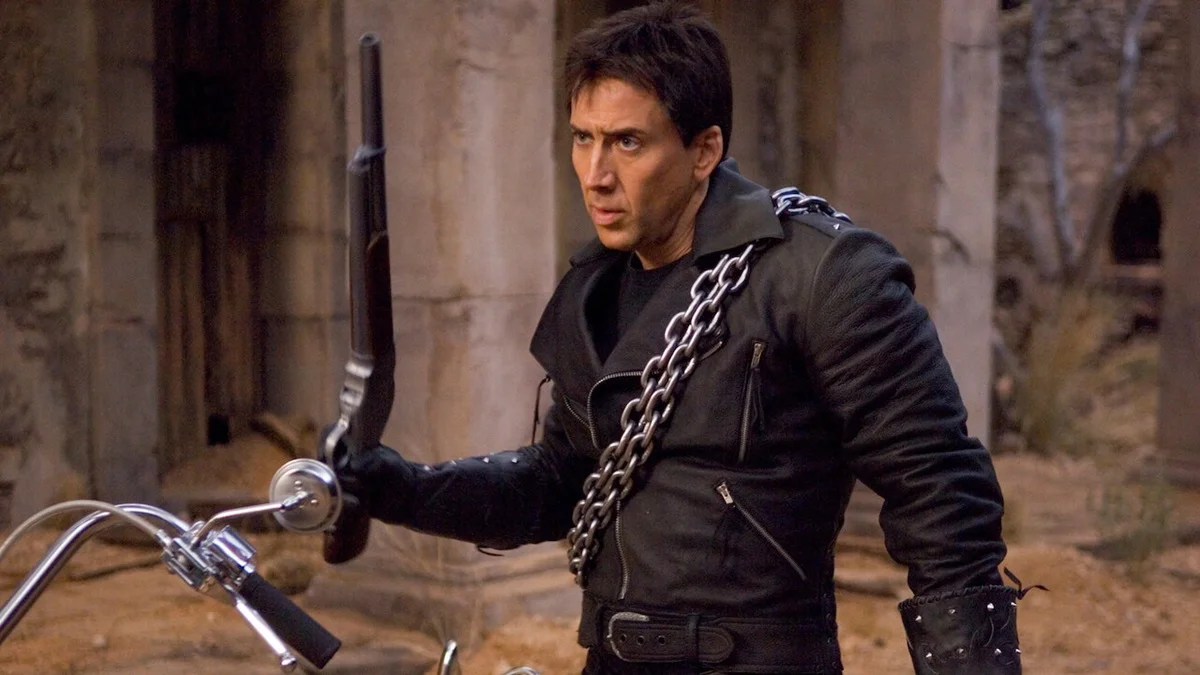 Nicolas Cage critica filmes da Marvel e aponta excesso de "pancadaria vazia"