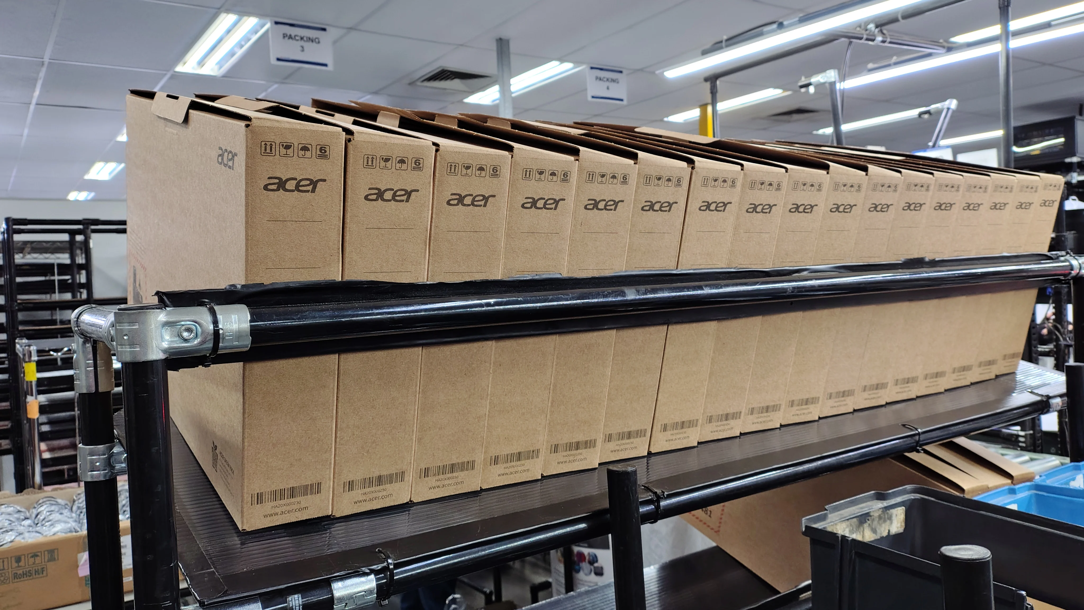 Acer completa 50 anos e abre portas de fábrica de notebooks no Brasil