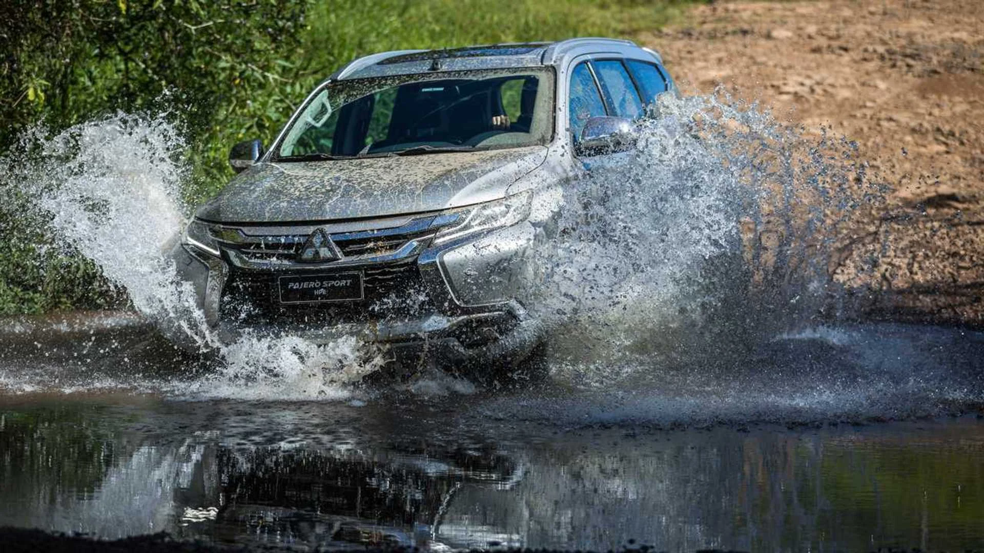 SUV japonês completão e com motor turbo está mais barato que T-Cross