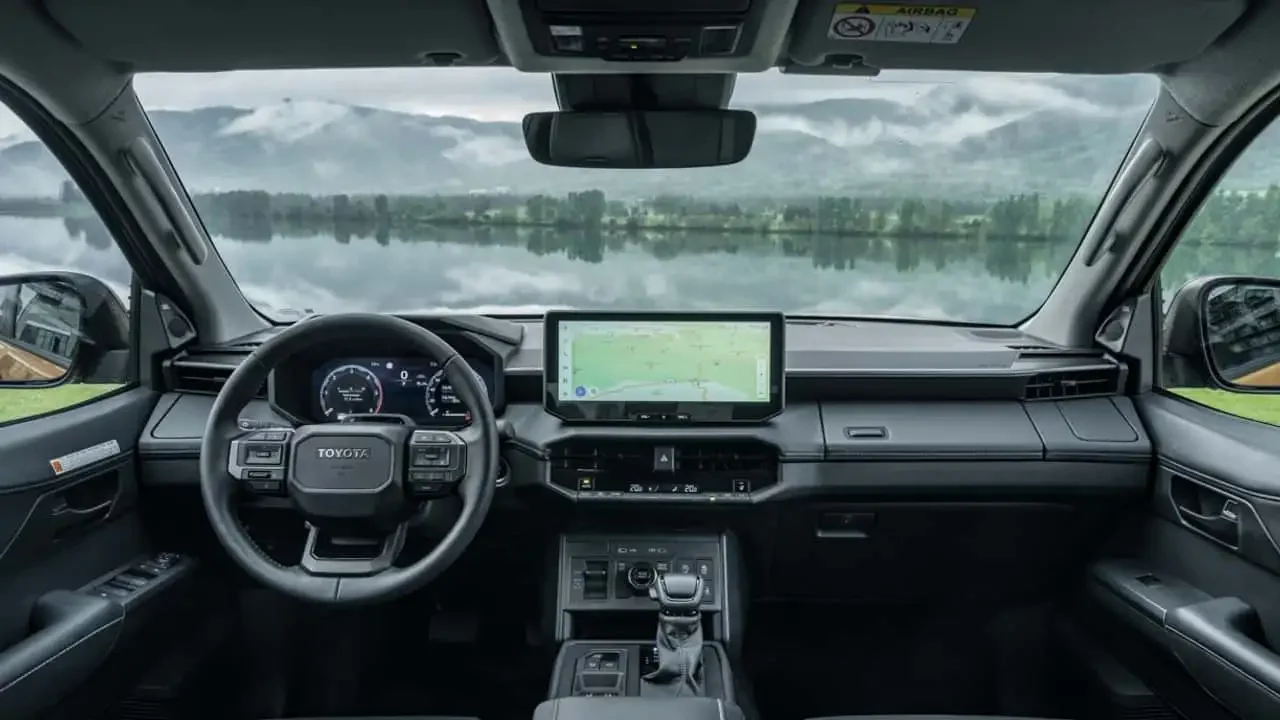 Nova Toyota Hilux tem data de estreia confirmada; saiba quando chega ao Brasil