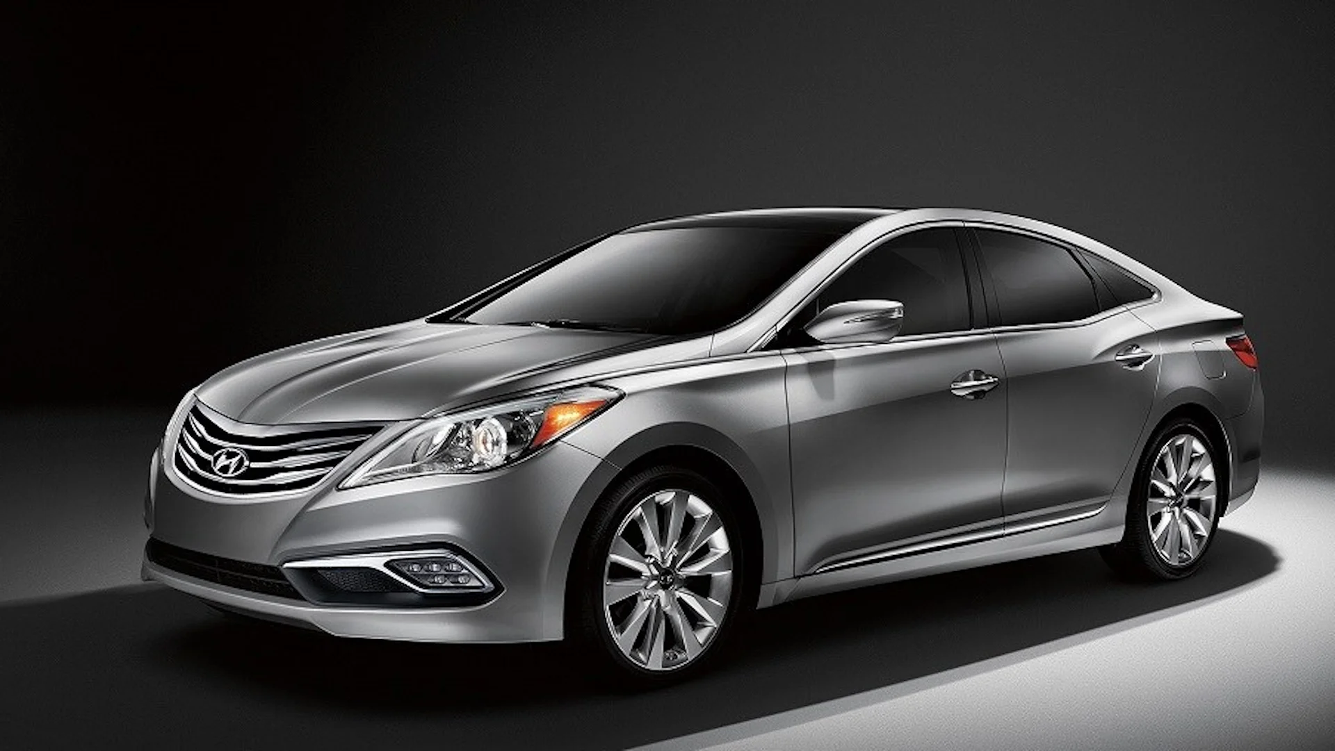 Sedan V6 da Hyundai vira "negócio da China" no mercado de usados