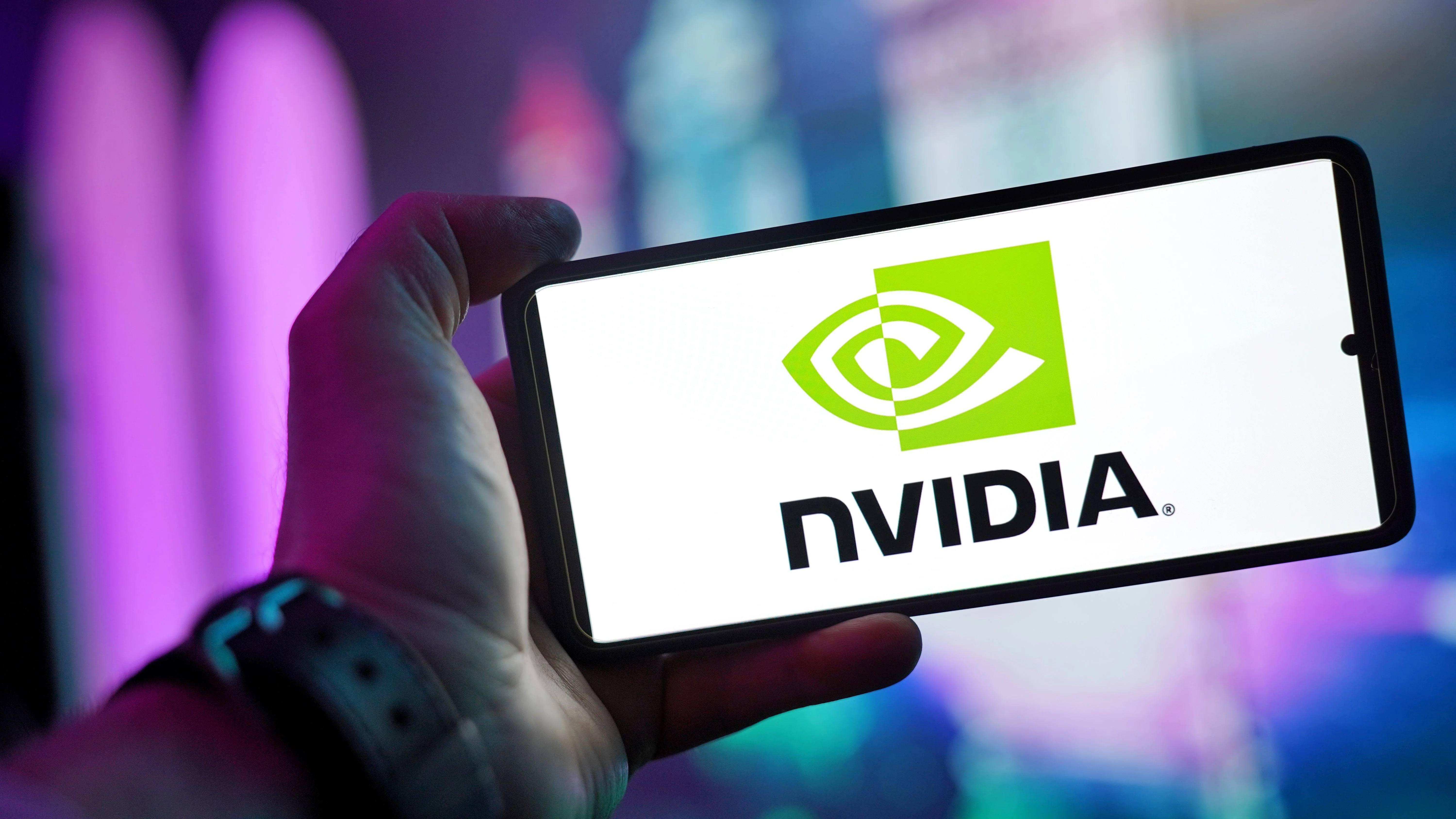 NVIDIA para de flertar e compra Hugging Face por valor astronômico