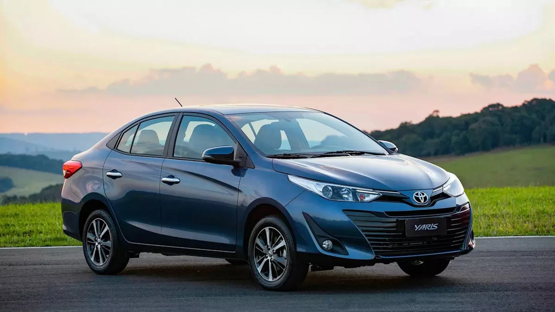 toyota yaris sedan 2022