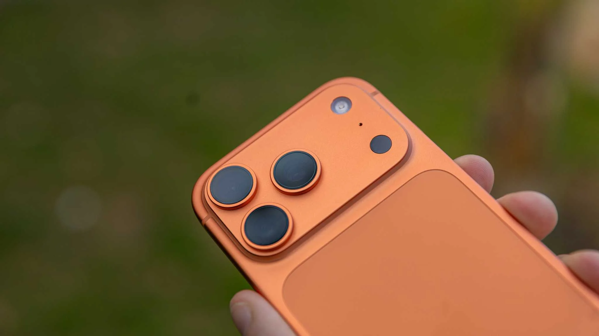 Qual é a melhor época do ano para comprar celular top de linha? Guia completo