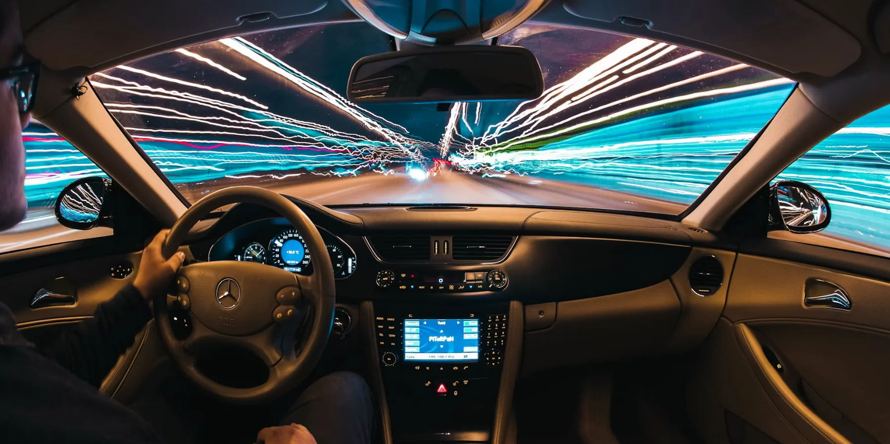 carro estrada noite