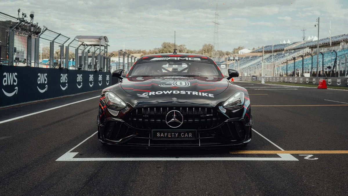 Tradição e potência: Mercedes-AMG GT 63 PRO é o novo Safety Car da F1