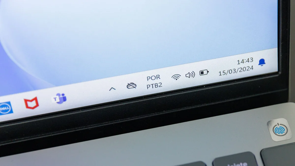 Microsoft não segue Apple e descarta Liquid Glass no Windows 11; entenda por quê