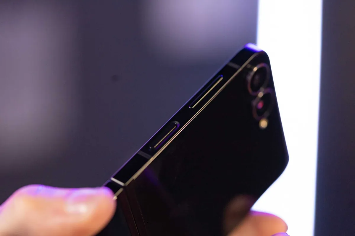 Galaxy Z Flip 7 FE