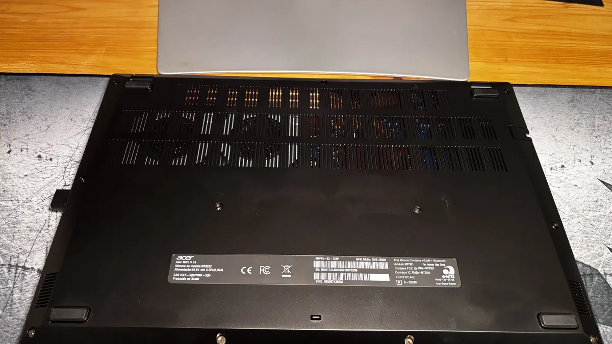 Acer-Nitro-V15 (26)